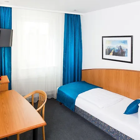 Hotel Condor-2