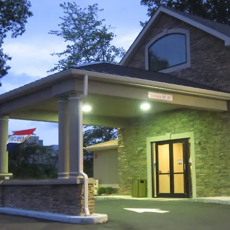 Red Carpet Inn And Suites Monmouth Junction-3