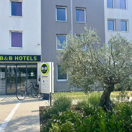Première Classe Lyon Est - Saint Quentin Fallavier - Aéroport-3