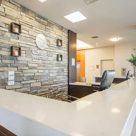 Comfort Inn & Suites-3