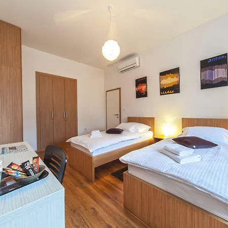 Marmontova Luxury Rooms-2