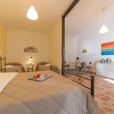 Catania Inn Rooms-2