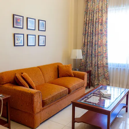 Comfort Hotel Suites-3