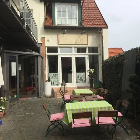 Alter Winzerhof Weisenheim am Berg e.K.-3