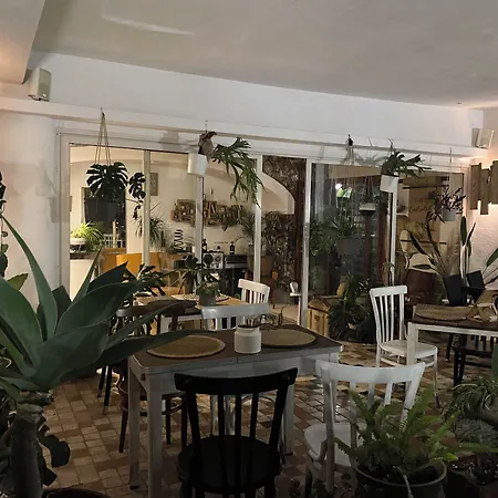 Black Market Hotel-2