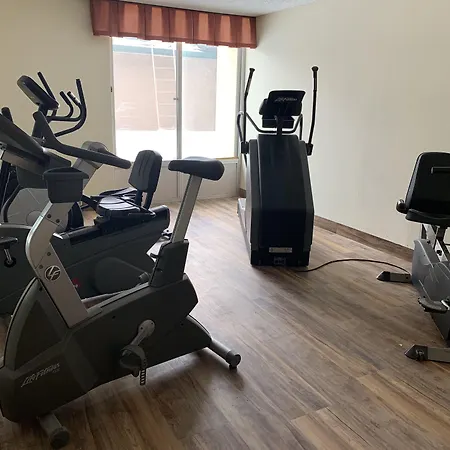 Quality Inn & Suites-3