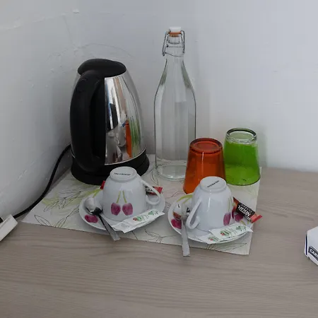 Tarona Guesthouse-3