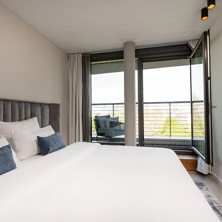 June Six Hotel Berlin City West-3