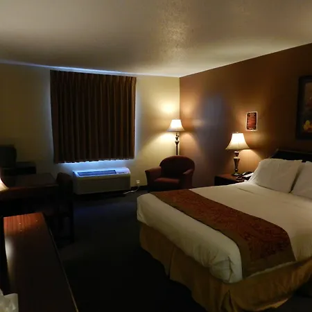 Bay Inn & Suites Troy-3