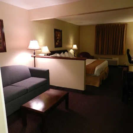 Bay Inn & Suites Troy-2