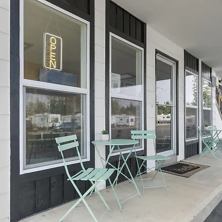 Silver Sands Motel-2