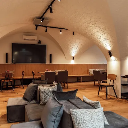 The Salt Townhouse-3
