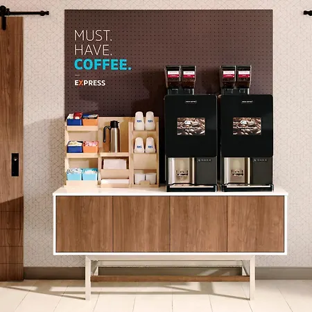 Holiday Inn Express & Suites Malone By Ihg-2
