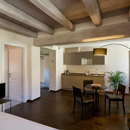 Palazzo De' Rossi Hotel-3