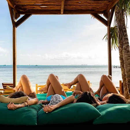 Mayan Monkey Isla Mujeres - Social Hotel (Adults Only)-2