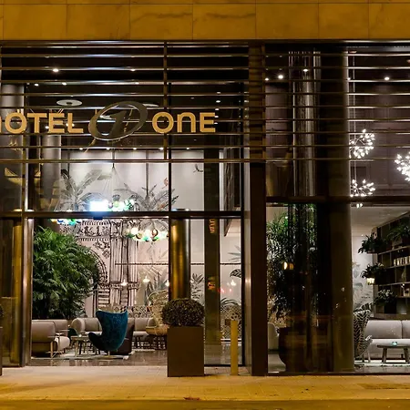 Motel One Barcelona-Ciutadella-3