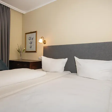 Hotel Altmuenchen By Blattl-3
