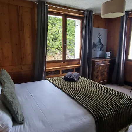 Chalet De Roselend-2