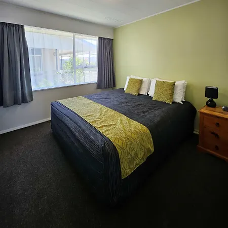 Scenicland Motels-2