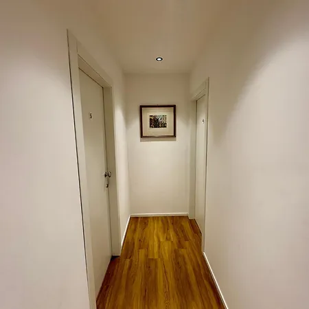 Near Vatican, Irnerio 47 Guest House-3