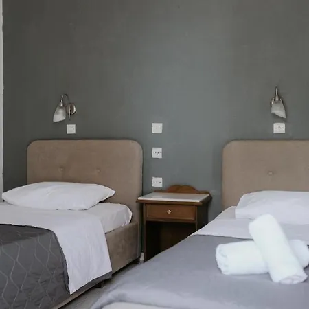 Hotel Thirasia-2