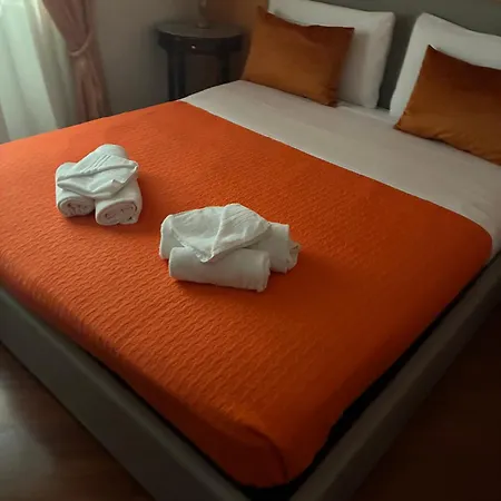 Rifugio di Roma - Upon Metro B, A-C, pvt terrace, pvt bathroom-3