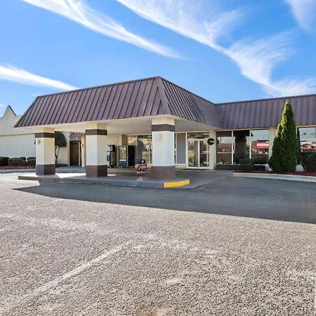 Relax Inn - Monroe-3