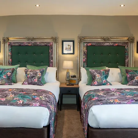 The Kings Arms And Royal Hotel, Godalming, Surrey - The Coaching Inn Group-3