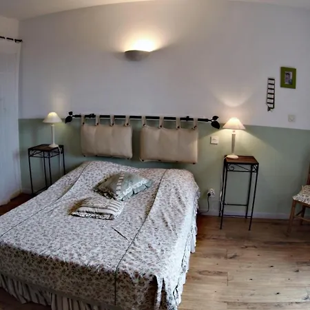 La Farigoule (Chambres d'Hôtes)-3