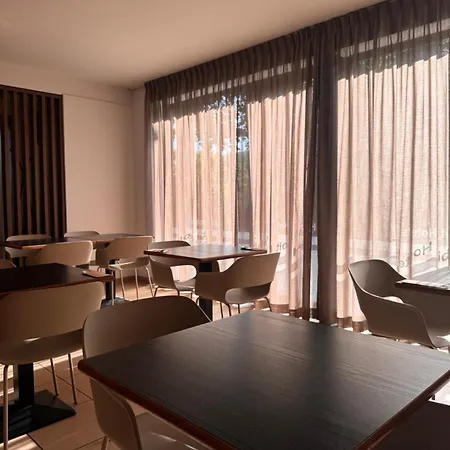 Hobbit Hotel Zaventem-2