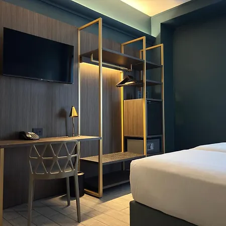 Av Hotel Milano-2