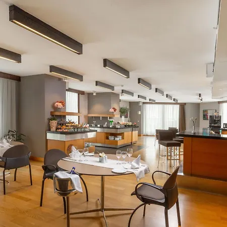 Point Hotel Taksim-3