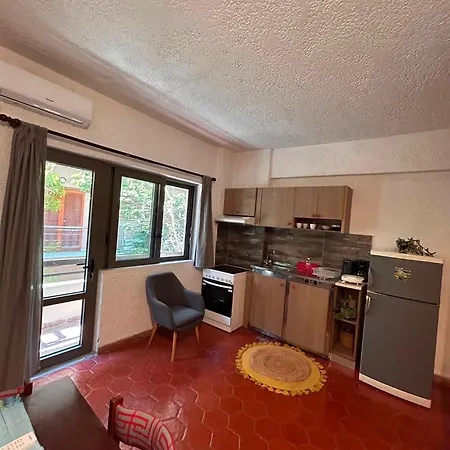Emmanuel Apartments-3