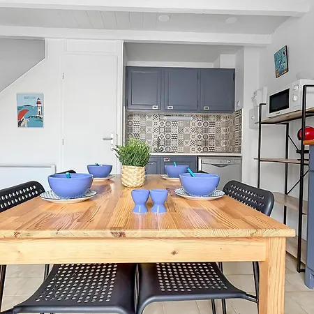 Petit cocon, parking et piscine à Marseillan-2