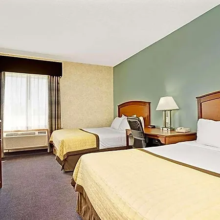 Baymont By Wyndham Wahpeton-3