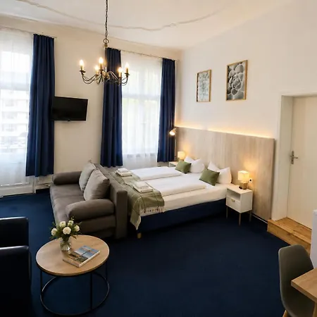 Hotel Seifert Berlin am Kurfürstendamm-3