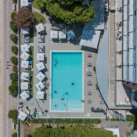 Hotel Cesare Augustus-3