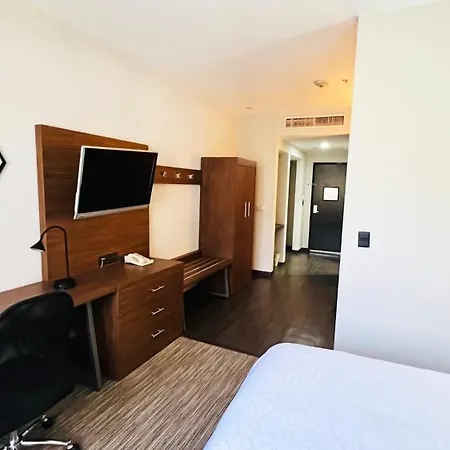 Holiday Inn Express Mexico Santa Fe By Ihg-3