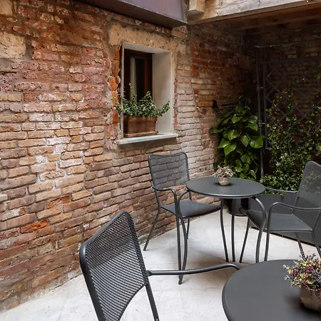 Residenza Venezia | Una Esperienze-2