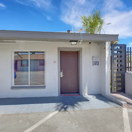 Desert Moon Motel-3