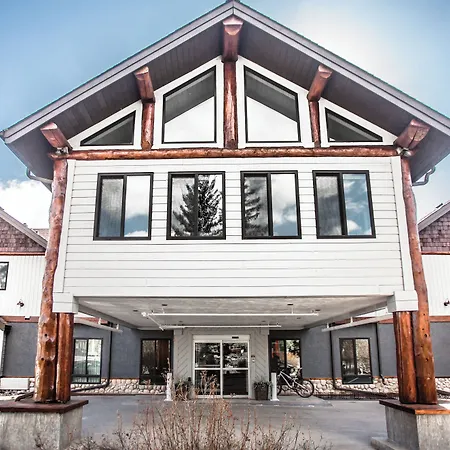 Basecamp Resorts Canmore-2