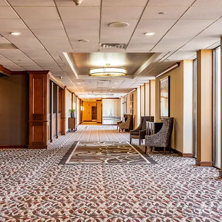 Wyndham Omaha Hotel - West Dodge-3
