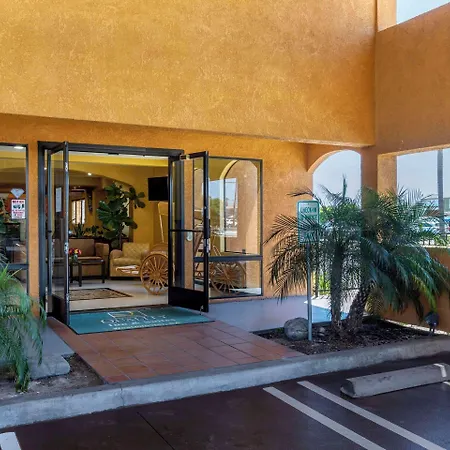 Quality Inn & Suites Westminster Seal Beach-3