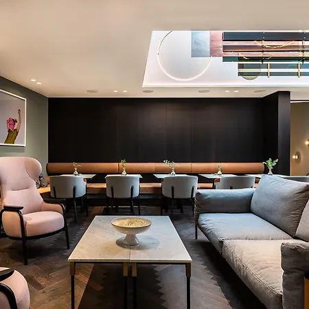 Maximilian Hotel-2