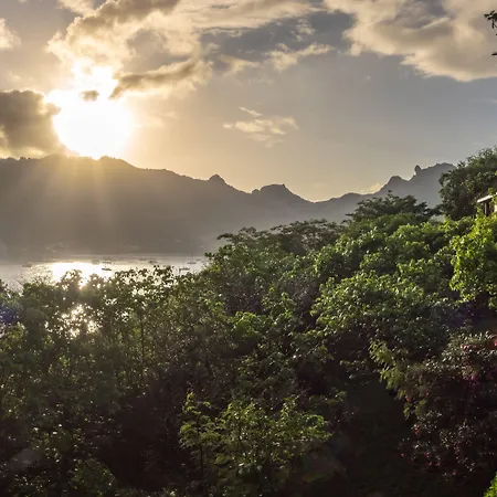 Nuku Hiva Keikahanui Pearl Lodge-2