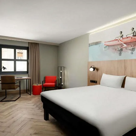 Ibis Styles Budapest Heroes Square-2