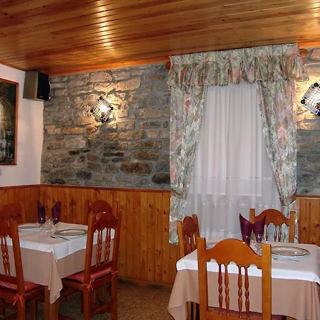 Hostal Pirineos-2