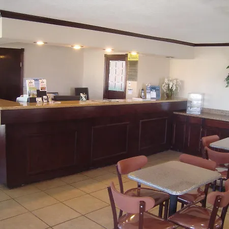 Navasota Inn-3