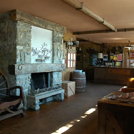 Cowboys Guest Ranch-3