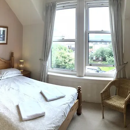 Errolbank Guest House-2